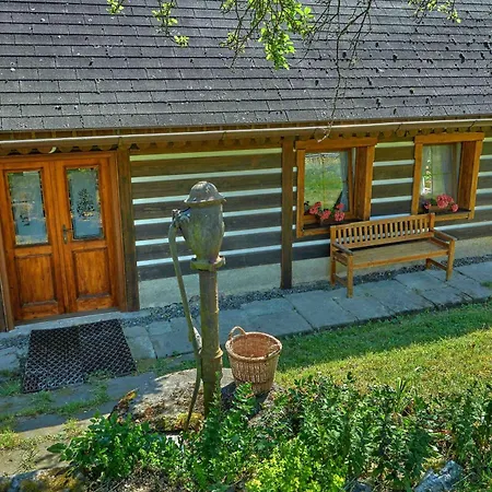 Holiday home Chaloupka Za Suchymi Skalami